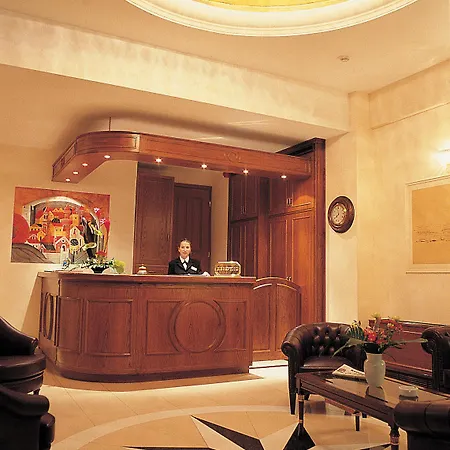 Minerva Premier Hotel 4*